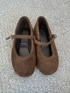 Zara Girls Brown Suede Mary Jane Flats